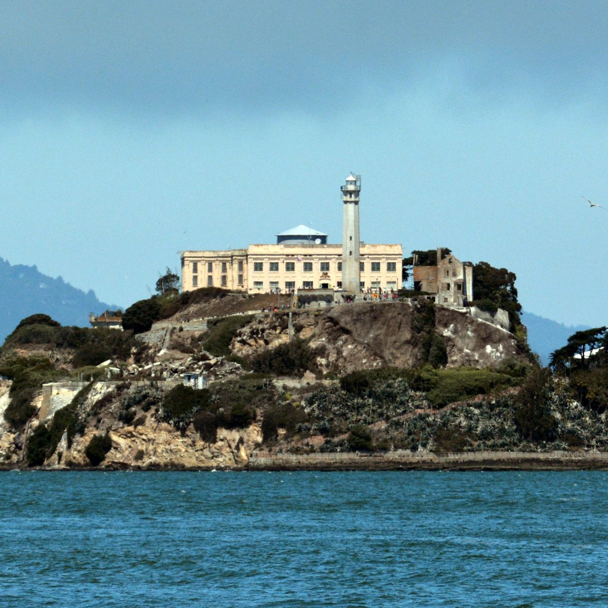🚨Update: Attorney General Pam Bondi is going to Alcatraz today, with Interior Secretary Doug Burgum, n preparation to begin renovating and remodeling the Federal Prison to reopen! Alcatraz is Coming Back!!