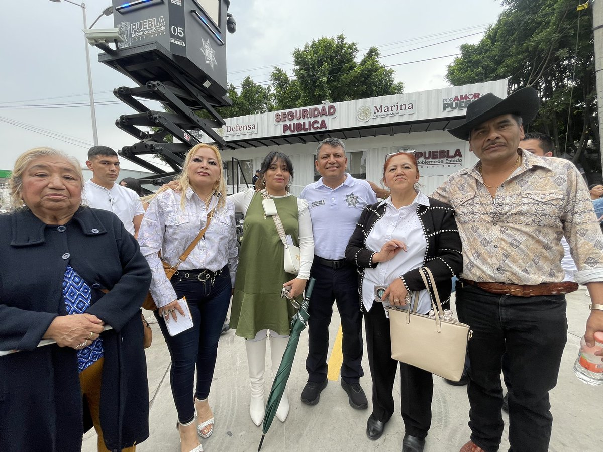 conca2dasecc's tweet photo. Reconocemos y agradecemos el respaldo al @Gob_Puebla por el operativo implementado el día de hoy.

Cada acción en favor de la seguridad fortalece la paz, la confianza y la tranquilidad de quienes formamos parte de esta comunidad.

@SSPGobPue @armentapuebla_ https://t.co/6bm1mohhBN