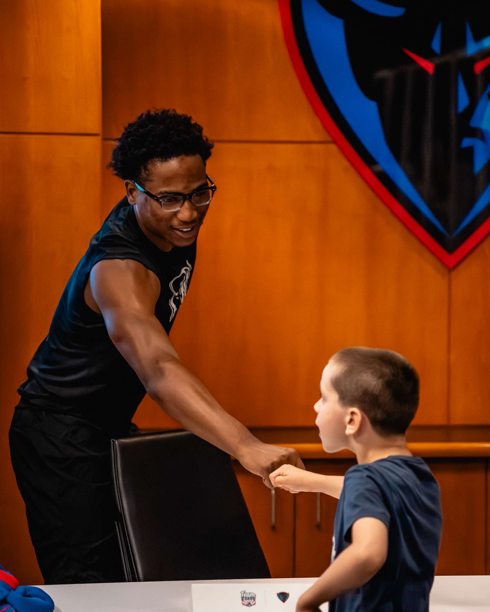 DePaulHoops's tweet image. Officially a Blue Demon! 🖊️
We are so excited to officially welcome Frankie to our program through @goteamimpact!
🔗 ow.ly/ROry50Wryb1