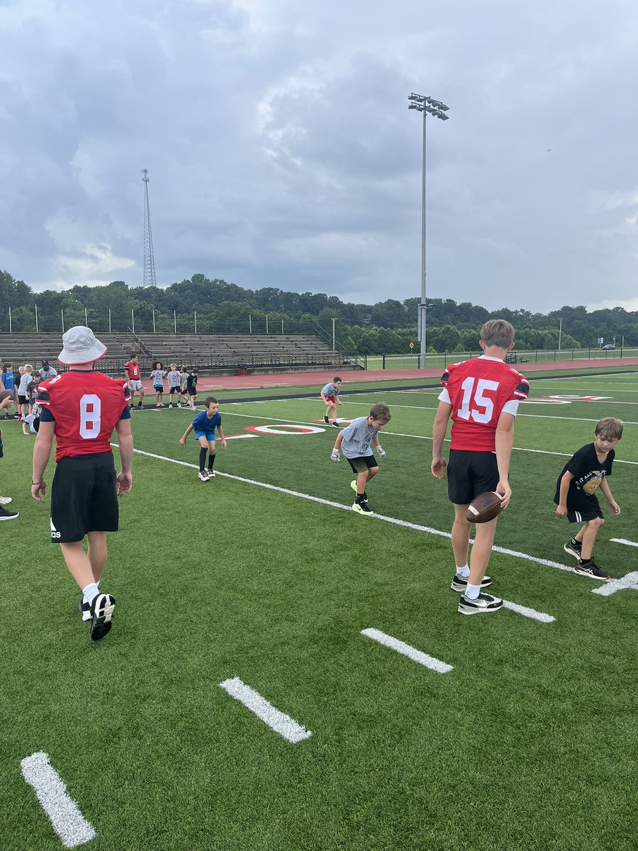 MCHSMustangsFB's tweet photo. Thank you to all who came to our MC Youth Football Camp this week! Our campers brought a ton of energy and were so much fun to coach! It was great to see our Mustangs from 3rd to 12th grade on the field together! The future is bright in McDonald County! 🔴⚫️🏈 #FAMILY https://t.co/aLKbN6YE9B