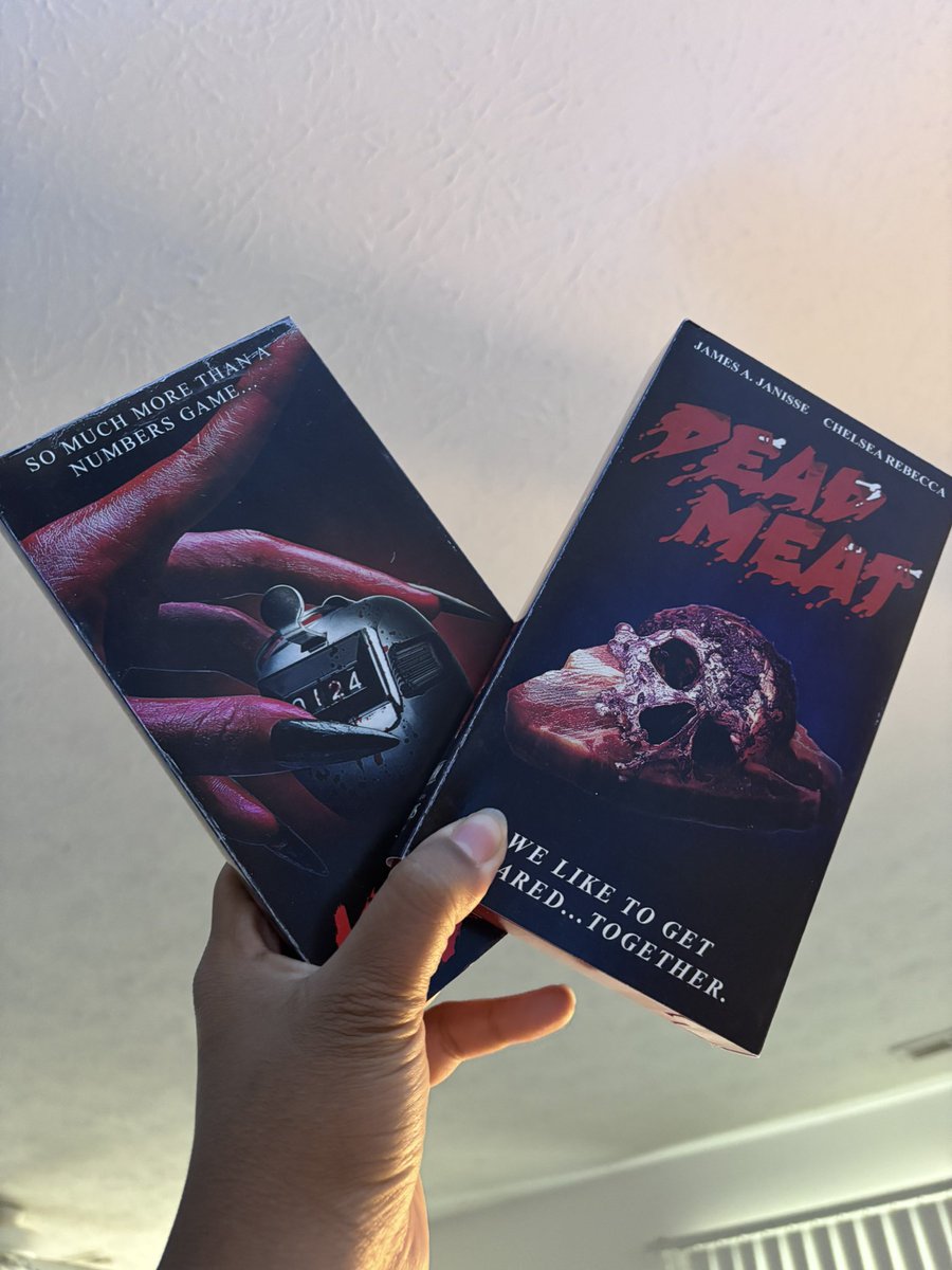biancaprobably's tweet image. Won @DarkMoonHV’s giveaway with @deadmeatjames and @carebecc inspired VHS tapes and they arrived today! What a great way to prepare for my Friday — thank you again, be good people!