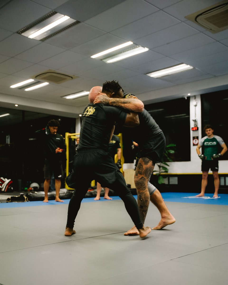 Just finished an incredible seminar at @yokai_mixed_martial_arts 🔥🔥
Thank you <a href="/Cloudbet/">Cloudbet</a> ! Content coming soon 🎥