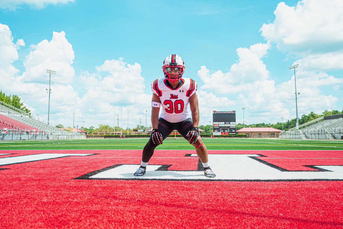 Yoboybraxton's tweet photo. Junior SZN #NoMotivationneeded #Backandbetterrhanever https://t.co/e5lamtR0vt