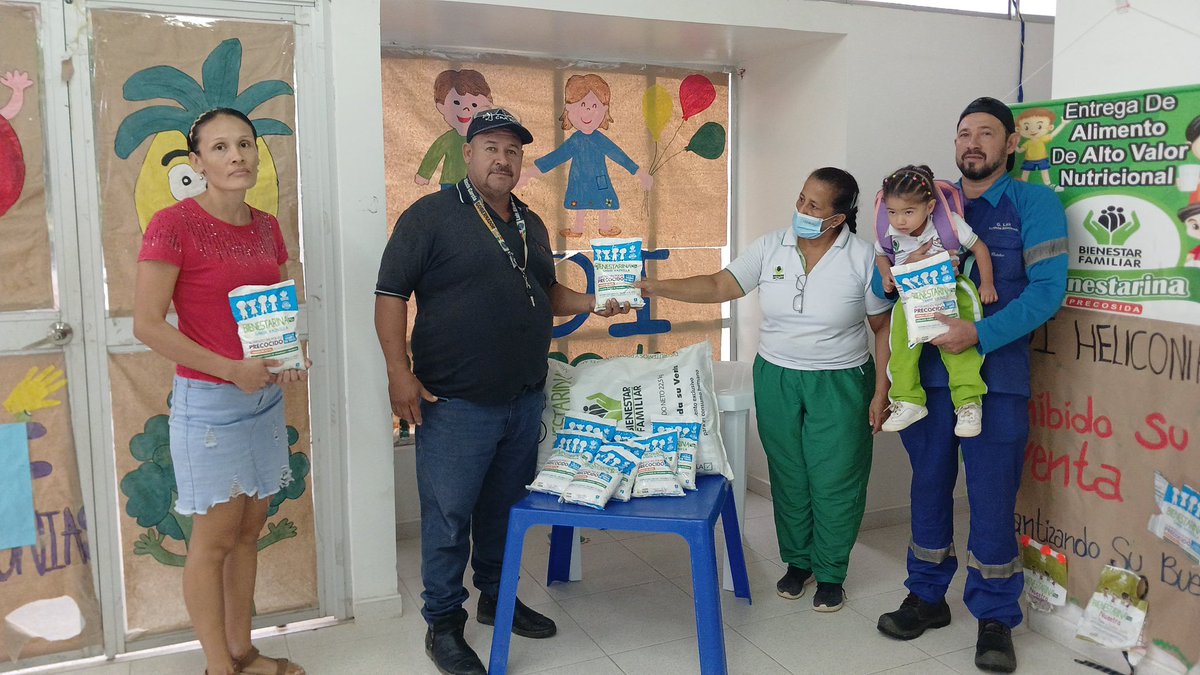 #BienestarEnLasRegiones | En Yopal, 100 niños y niñas de las familias del Centro de Desarrollo Infantil Heliconias reciben Bienestarina, alimento que contribuye a garantizar su nutrición y desarrollo integral. Un futuro saludable es posible.💪💖