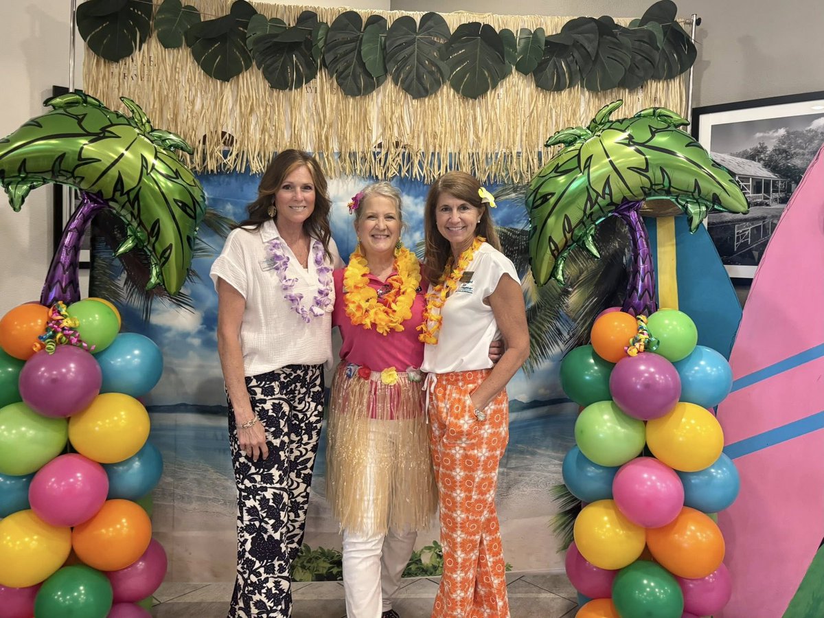 Nothing says “summer time” quite like a luau, and Right at Home Lafayette, LA brought the island spirit to the residents at The Blake at Lafayette! 🌞 They enjoyed lively hula dancing, tropical tunes, and a delicious Hawaiian-inspired menu.

Sounds like it was a day full of...