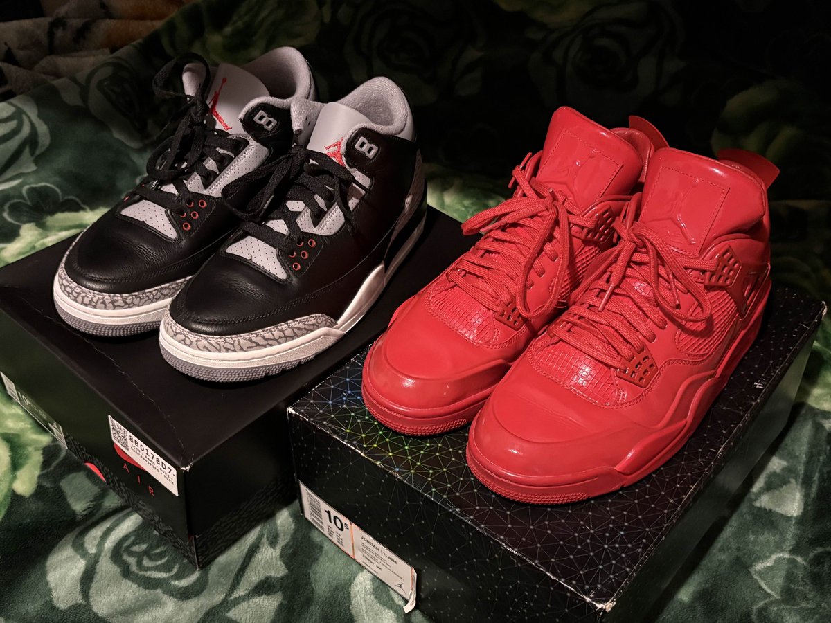 ohsoleon's tweet image. new leon shoes pick up: Jordan 3 Retro OG Black Cement + Jordan 4 Retro11Lab4 Red. i wore the lab red's once (brand new) and the backtab fell off. i almost cried. but also its a shoe from 2015. whatever. the black cements are awesome. i should get the white cements next