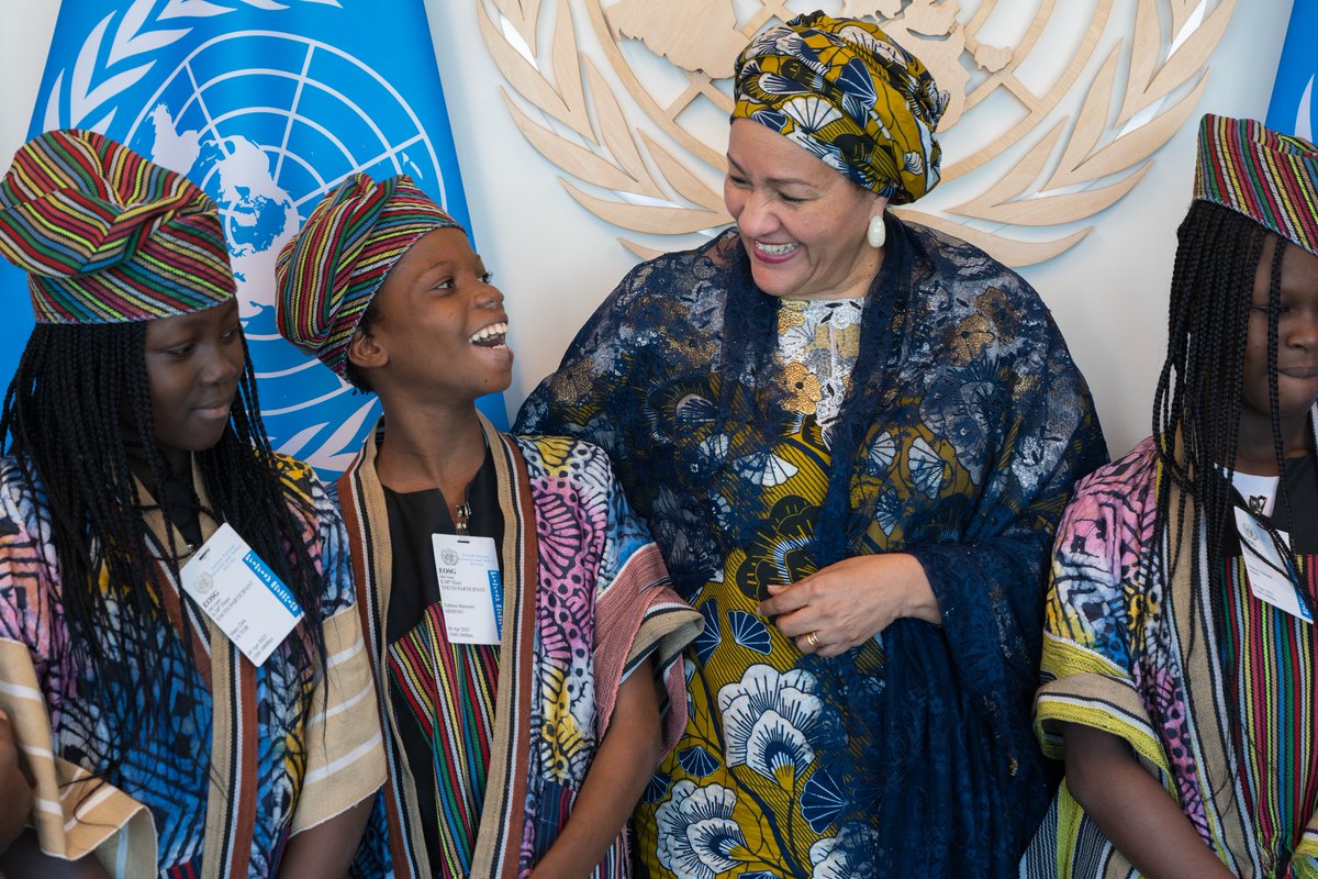 AminaJMohammed's tweet image. Earlier this year, I welcomed @Tunde_OD and young Ferdinand to the UN — two Nigerian chess champions and powerful sources of inspiration.
On #WorldChessDay, I reflect on the lesson they taught me: chess can offer hope, opportunity, and a path forward for children across Africa —…