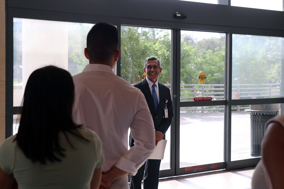 TheLongSOM's tweet image. The newest members of the MD/MPH dual degree program are taking the first steps on the path to an impactful community-focused career at today's orientation day. Welcome to the @UTHealthSA @UTPubHealthSA family!
More about the program: uthscsa.edu/medicine/educa…