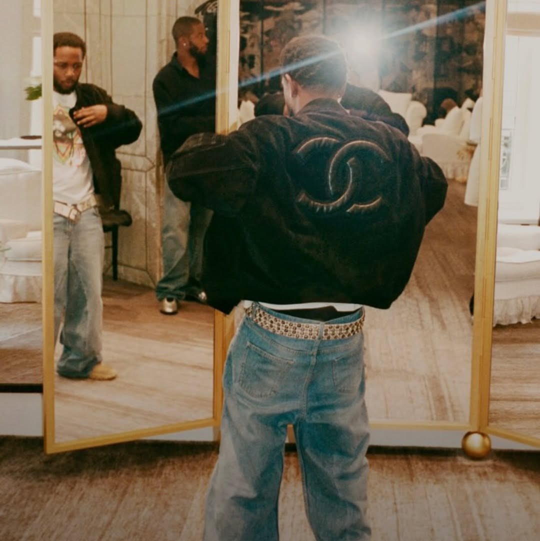 KendrickLamarZZ's tweet image. .@kendricklamar wearing custom Chanel for the Grand National Tour in Paris 🇫🇷