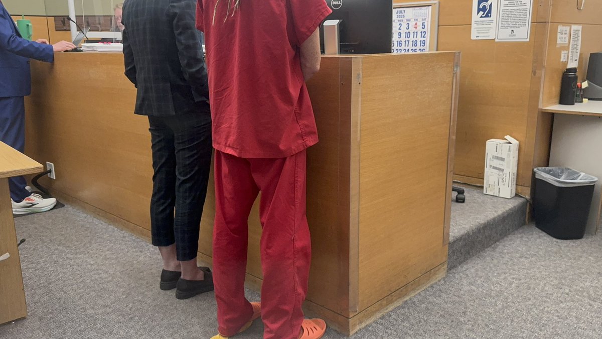 Brandi Kruse (@brandikruse) on Twitter photo 🚨 BREAKING: A judge has set bail at $75,000 for the Antifa rioter who assaulted <a href="/camhigby/">Cam Higby 🇺🇸</a>. A judge found probable cause for felony assault and said Jeremy Calvin Lawson poses a risk of committing another violent crime. 🚨 BREAKING: A judge has set bail at $75,000 for the Antifa rioter who assaulted <a href="/camhigby/">Cam Higby 🇺🇸</a>. A judge found probable cause for felony assault and said Jeremy Calvin Lawson poses a risk of committing another violent crime.