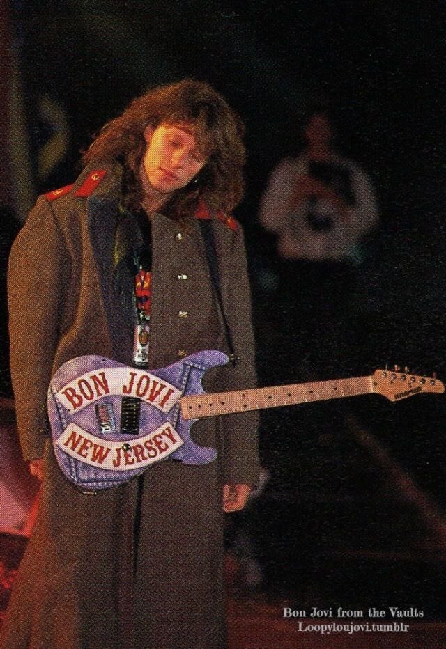 B4DMEDlCINE's tweet image. #BonJovi #JonBonJovi