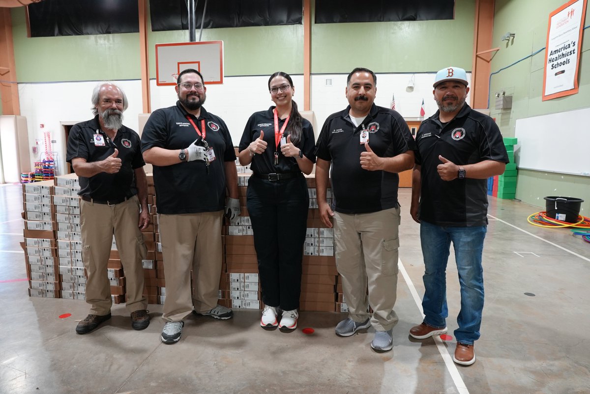 🎉 Welcome Back, La Joya ISD Staff! 🎉
We’re excited to have you back as we prepare to welcome our students and kick off the 2025–2026 school year on August 11! 🚍📚
Thank you for your hard work and dedication; it makes a lasting impact on our students and community. 📚🍎
✨🏫