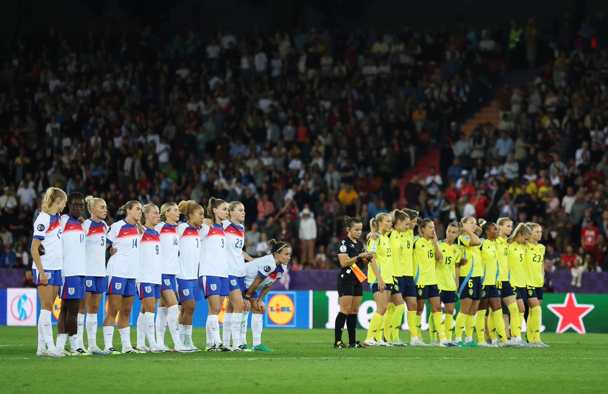 WEURO's tweet photo. The tension 😬

#WEURO2025 https://t.co/2lpq68naFR