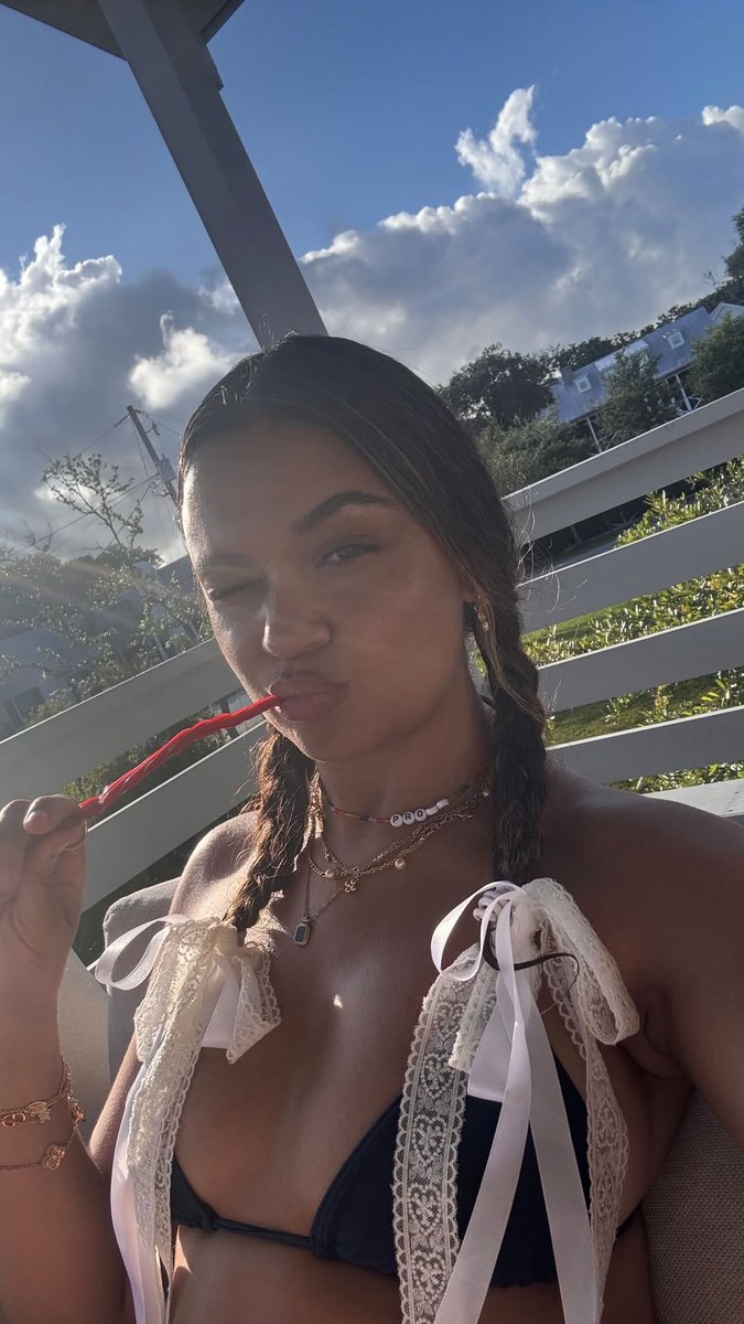 madison bailey pics (@madisonbaileyss) on Twitter photo 