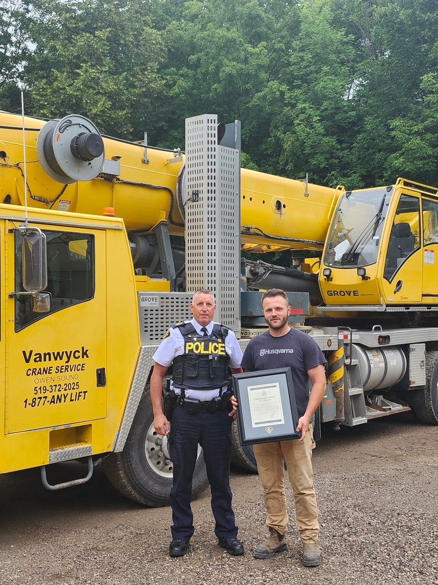 Heroism Recognized: Lifesaving Actions Commended
On October 3, 2024, in Derby Township, a terrifying incident unfolded when scaffolding atop a 35-metre grain silo under construction collapsed, leaving three workers stranded on a narrow 28-centimetre ledge nearly 38 metres above