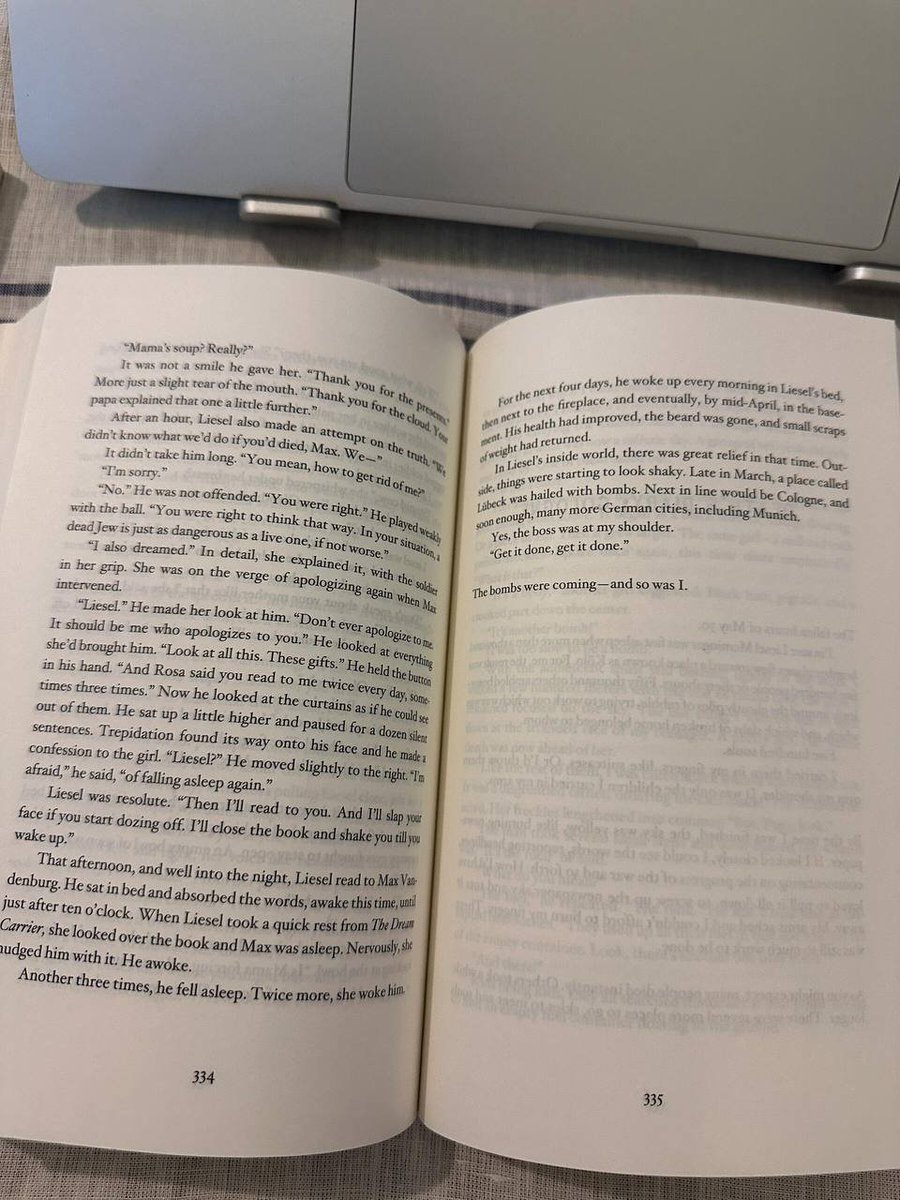 Emilia✨ tweet media