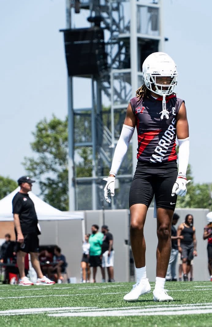 6’2 FS/WR for <a href="/WayneWarriorFB1/">Wayne Warrior Football</a> 
Transformed this offseason!! 5’9 to almost 6’2 added about 20lbs this spring/summer!! Kept his head down and worked! Very humble!! <a href="/AllenTrieu/">Allen Trieu</a>