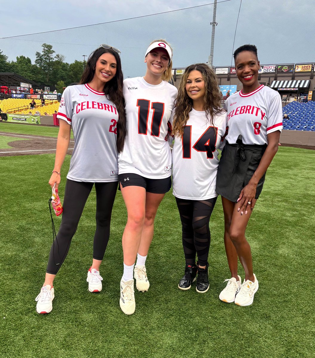 Sara Elyse (@saraelyse128) on Twitter photo the <a href="/CSBC2024/">Celebrity Softball Classic</a> was cut short (thanks a lot, rain 😩)
but that did not stop all the fun 🥰
thankful for all these friends the <a href="/CSBC2024/">Celebrity Softball Classic</a> was cut short (thanks a lot, rain 😩)
but that did not stop all the fun 🥰
thankful for all these friends