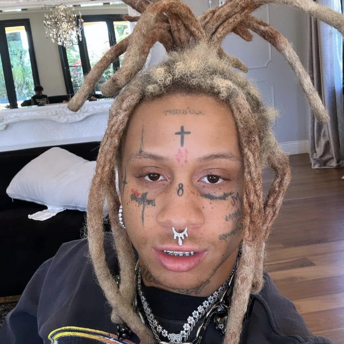 Artists Dropping New Music🔥👀
Who's getting the first listen tonight⁉️

🎶 CENTRAL CEE &amp; DRAKE
🎶 YEAT
🎶 TRIPPIE REDD (2 PACK)
🎶 CHUCKYY
🎶 1900RUGRAT
🎶 RIO DA YUNG OG
🎶 BABYTRON
💿 CHE
💿 TRAVIS SCOTT &amp; CACTUS JACK (OUT NOW)
💿 GELO
💿 J BALVIN
💿 LOE SHIMMY
💿 RAEKWON
💿