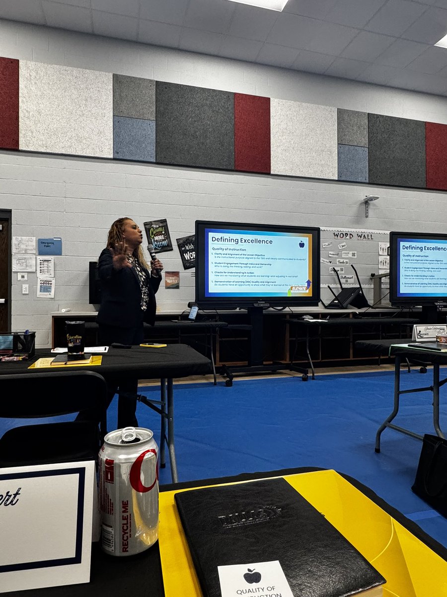 JQAEaglesDISD's tweet image. It was a great week of celebrating, learning, and preparing for the road ahead this year!! Region 1, We Rise as One!! 👏🏻👏🏻 @Region1DISD @RubyGarzaDISD @LauraRubioGarza @LEAD_DallasISD