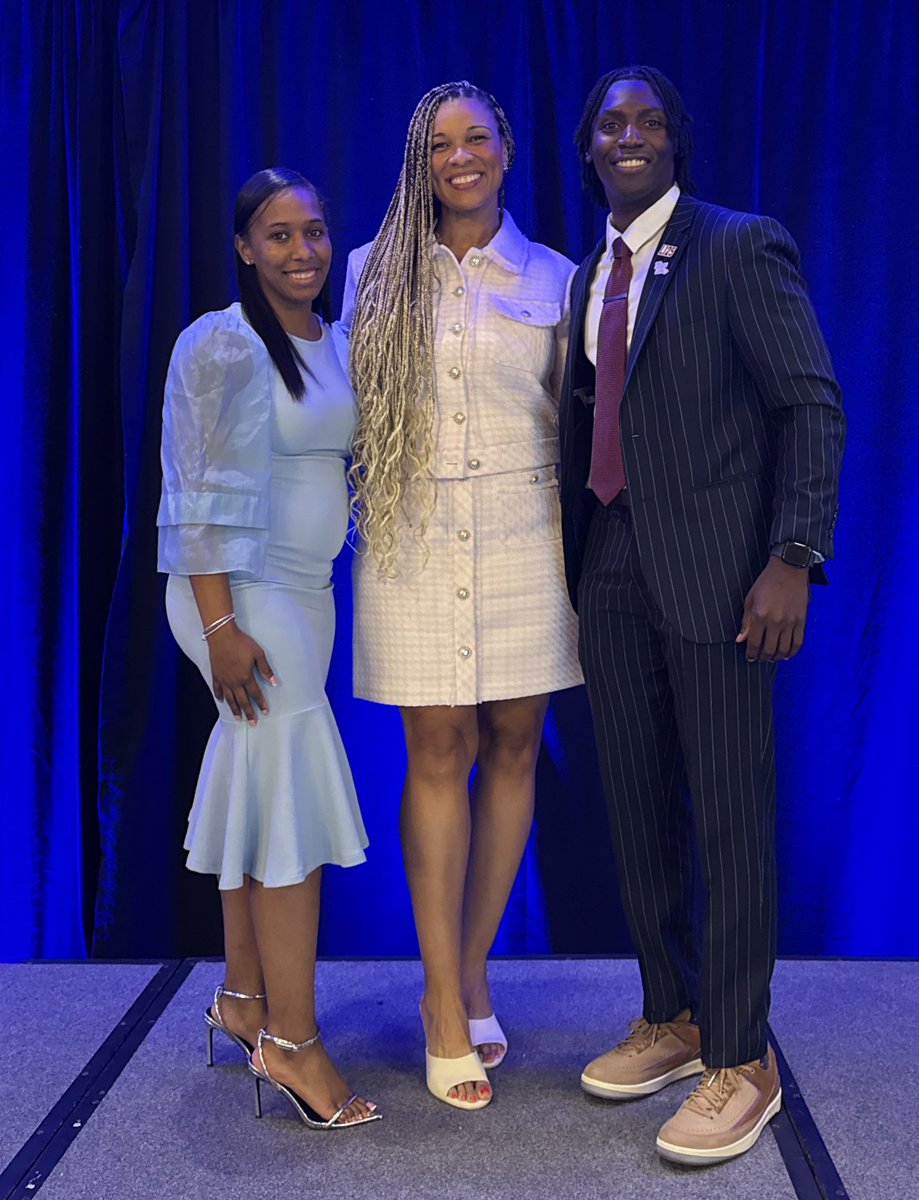 Tiffani_Sykes's tweet image. Proud mentor moment! Grateful to celebrate two of my former GAs from @Grambling1901: Alexis, now Deputy AD at Ferrum, as she begins her journey at the Dr. Charles Whitcomb Leadership Institute, and @Jdub7__, now Assistant AD at Texas A&M, who completed the program today. #Impact