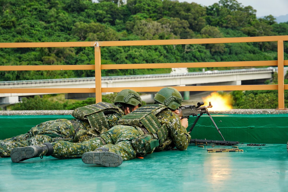 MoNDefense's tweet image. #HK41 #Day10
Reservists in mobilization training completed days of combat-readiness drills and joined defense operations.
The exercise verified mobilization capability and reserve recovery time, showing united resolve between military and civilians.
#ROCArmedForces