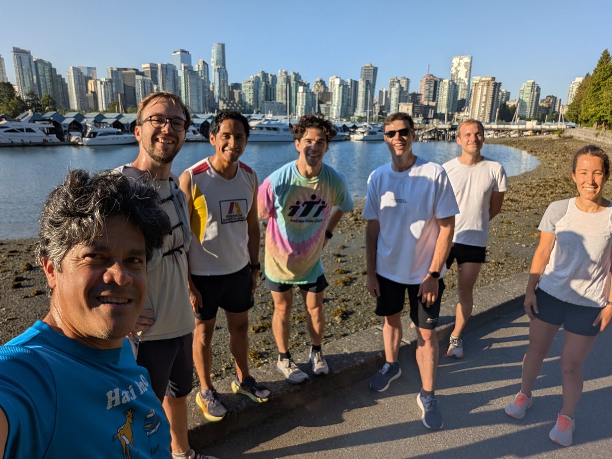 pcastr's tweet image. Third #runconference !

Last one (for me) tomorrow, join us at 7am in tourist info booth just outside convention center!