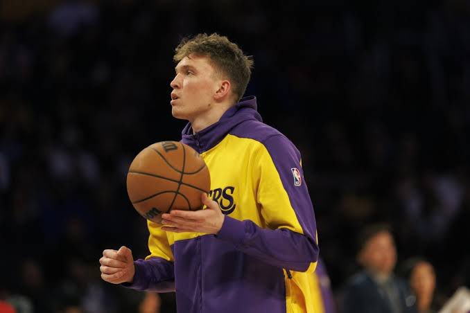 findjoyagain's tweet image. -Cant Shoot
-Cant Pass
-Cant Rebound
-Cant play Defense
Meet Dalton Knecht 💩 💩