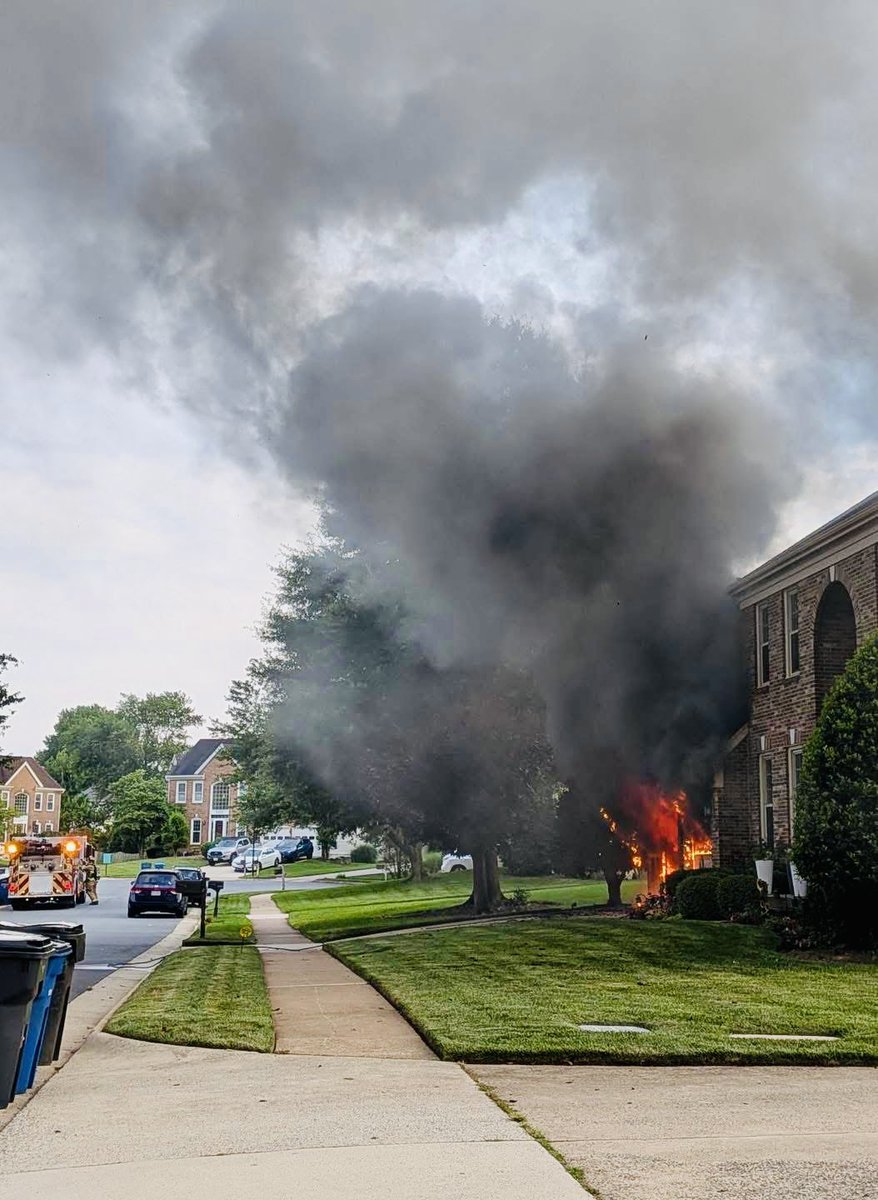 heygoddard's tweet image. I HAVE (finally) BEEN TESTED (as a driver) AND NOW KNOW I CAN MANAGE UNDER PRESSURE 😂 Anyway, carry on.

#fireengine #jobtown #enginedriver #fireground #firstdue