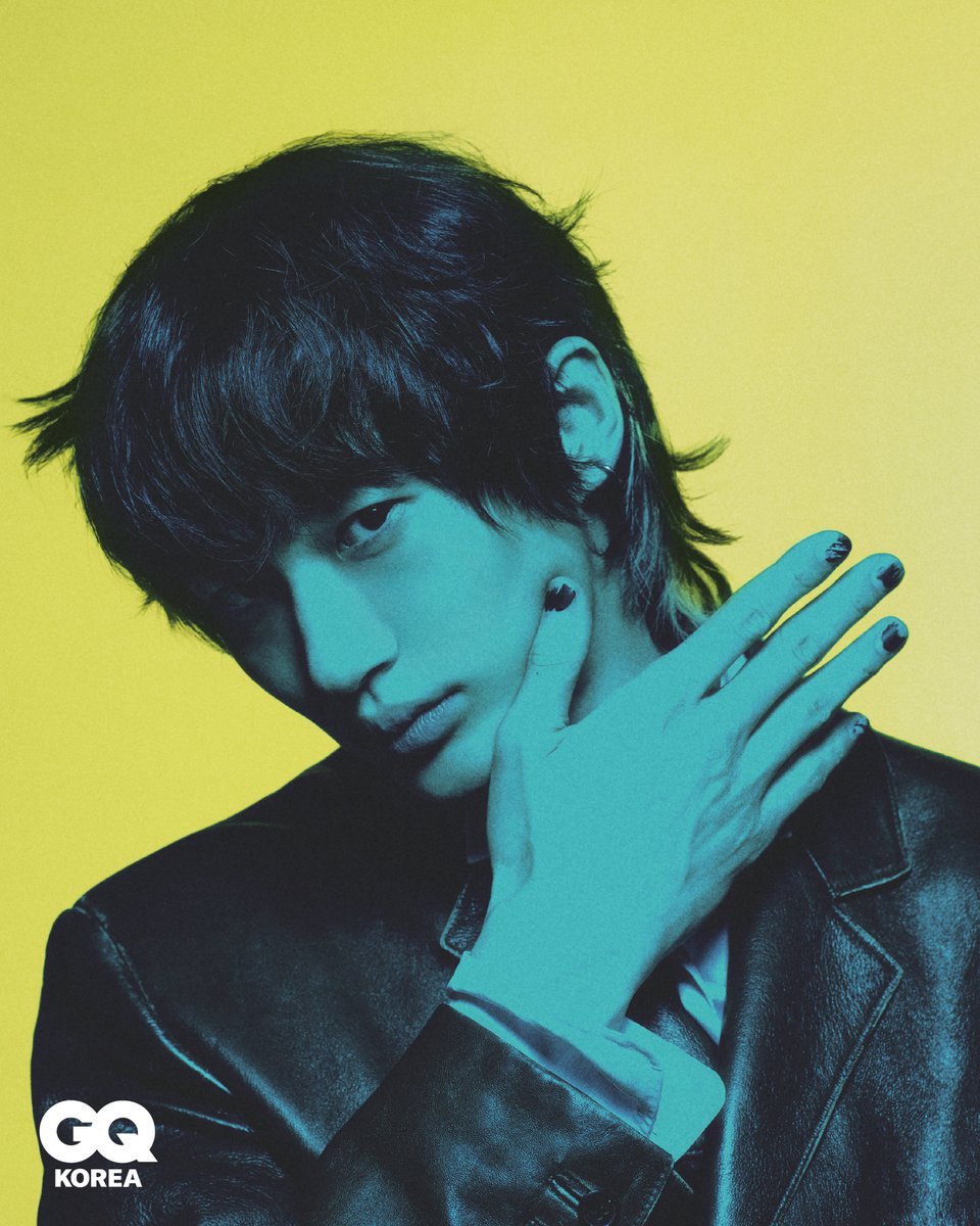 GQKOREA's tweet image. ๐๐ ๐๐๐๐๐ผ ๐ผ๐๐๐๐๐ ๐๐๐๐๐ ๐๐๐๐ ๐ฝ๐๐๐๐ ๐๐๐ ๐๐๐๐
์์ด ๋๊ฐ๊น ๊ฝ ๋์ด์์ ๋ณ์ฐ์์ ์ด๋ค ์ญํ ๋ค์.
#BYEONWOOSEOK #PRADA #PRADAFW25 #๋ณ์ฐ์ #ํ๋ผ๋ค
๐ gqkorea.co.kr/?ddw=147281