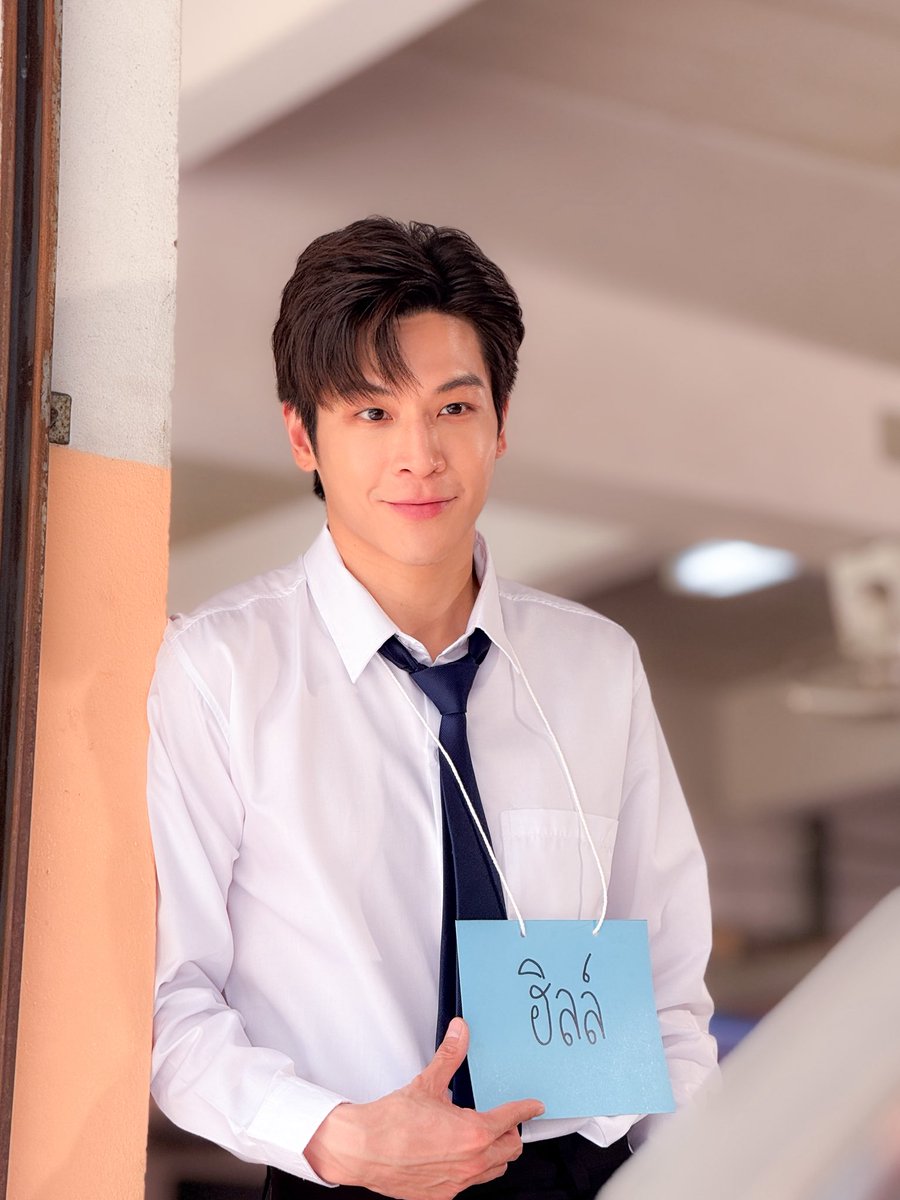 marchutavuth's tweet image. ตอนที่แสดงเป็นฮิลล์ ผมได้เรียนรู้จากฮิลล์หลายอย่างเลย เค้ากล้าที่จะยอมรับและเรียนรู้ความเจ็บปวดในอดีต เอามาเป็นแรงขับเคลื่อนที่จะเปลี่ยนแปลงตัวเองให้ดีขึ้น ผมนับถือเค้ามากๆนะ 🥰👍🏻
ヒルを演じたとき、彼からたくさんのことを学びました。…