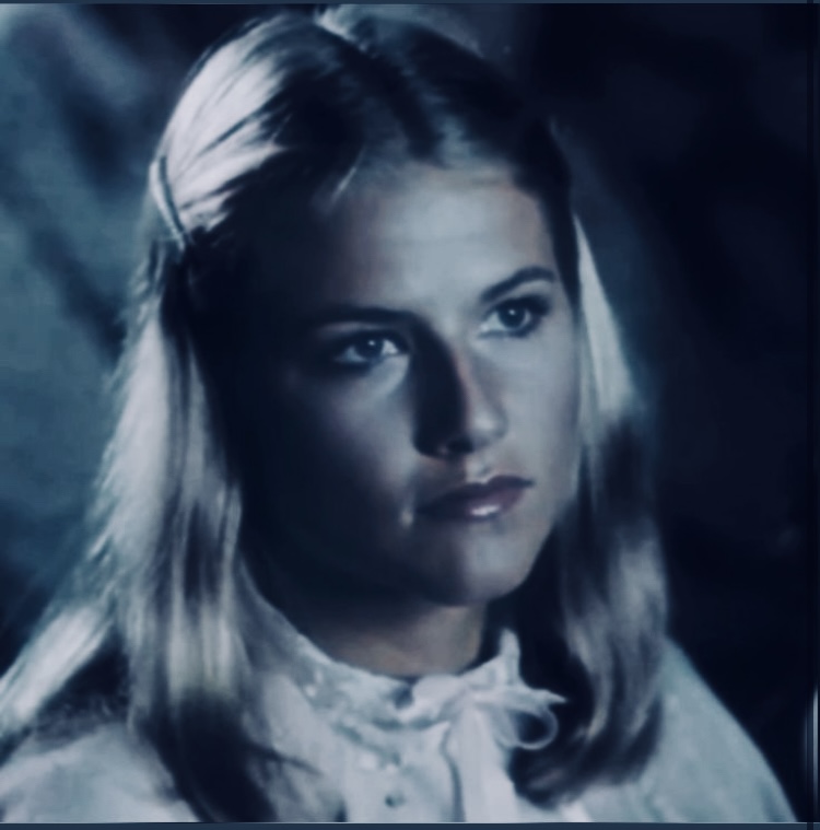 Tired_Witches's tweet image. New pinned! 🤍 He/She/they
Moot me if you like: #theoutsiders #pjo #ghibli #jjk #mha #sehinton #80sfilms :3
Proshippers/Racist//bigots/radfems/terfs/misogynists/misandrists DNI!!!
♡ / ↻ to be moots !!