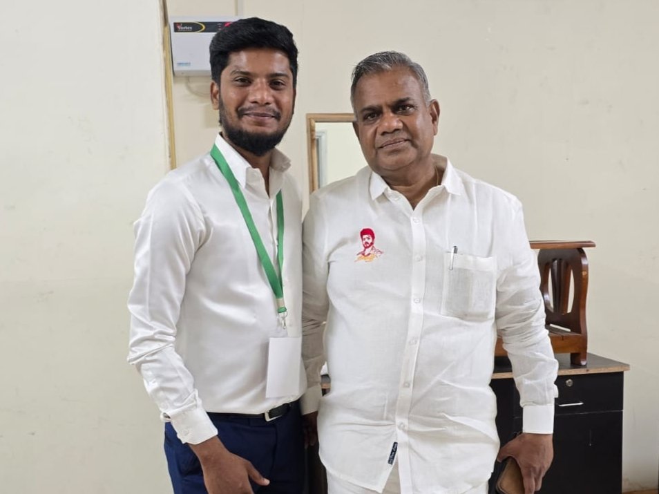 RameshOffcl's tweet image. எங்கள் பேரன்பிற்குரிய #தமிழகவெற்றிக்கழகம் பொதுச்செயலாளர் @BussyAnand அவர்களுக்கு இனிய பிறந்த நாள் நல்வாழ்துகள்! தலைவரின் மீது அளவு கடந்த அன்பும், கழக வெற்றிக்காக ஓய்வறியா உழைப்பும் கொடுக்கும் உங்கள் பயணம் வெற்றி பெற அனைவரும் உடன் நிற்போம்!! 

@TVKVijayHQ