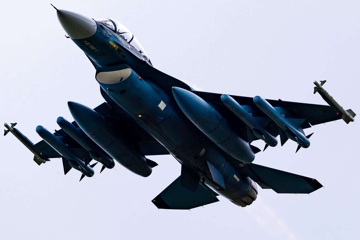ranranblue's tweet image. 対艦マシマシ!
F-2 105
ASM-2×4
AAM-3×2
2025.07.18 RJNG
やっととれたなぜか今日10だったけどこれはこれでw