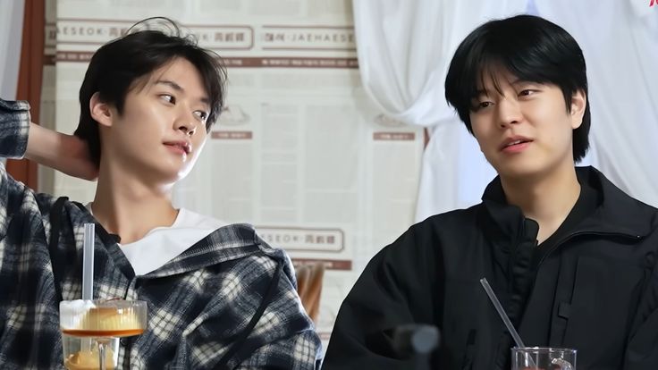i2seungcheollie's tweet photo. Dia de comemorar a vida da minha pessoa. Obrigada por fazer parte dos meus dias bibia, por aguentar meus áudios imensos, por ser essa pessoa que desde o primeiro momento me tomou com tanto carinho. Não sou boa com palavras mas sou grata por ter você aqui comigo. 
🩷Ily @ifvsunlix https://t.co/4GCDyKhl9B