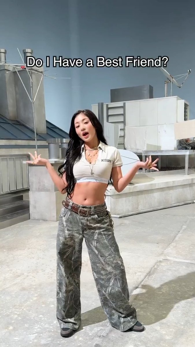 その他 TWICE Strategy haute couture abouTZU NA STRATEGY - TWICEpedia TWICE Strategy haute couture abouTZU NA