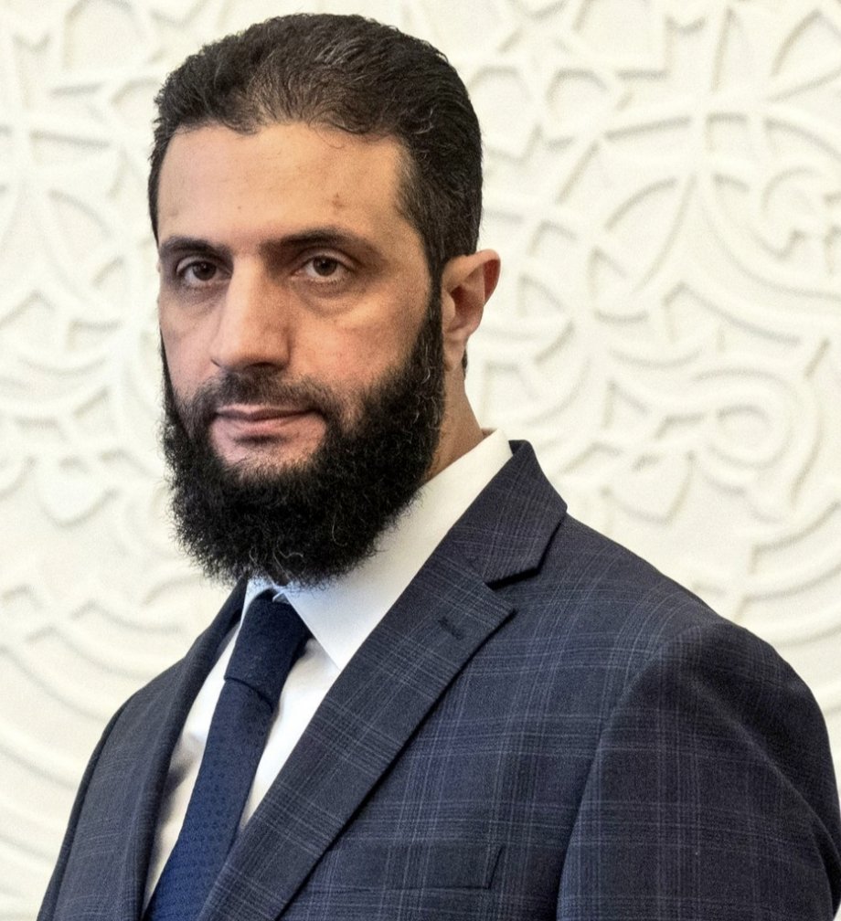 Front_man5's tweet image. This man is the greatest fraud of my times ..
#Syria  #دمشق