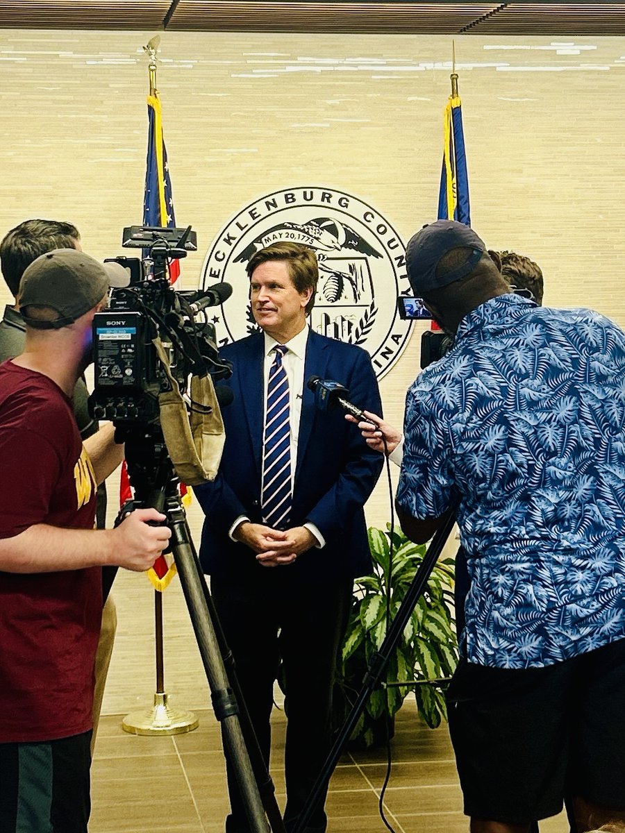 Edwin B. Peacock III (@edwinpeacockiii) on Twitter photo Filed to run for Charlotte City Council At-Large in 2025! Grateful for the support & great convos with local media.
#WCCBCharlotte <a href="/GaryBrodeNews/">Gary Brode</a> #QueenCityNewsCLT
@WBTRadio <a href="/Brett_Jenson/">Brett Jenson</a>
#CLT2025 #CLTpolitics Filed to run for Charlotte City Council At-Large in 2025! Grateful for the support & great convos with local media.
#WCCBCharlotte <a href="/GaryBrodeNews/">Gary Brode</a> #QueenCityNewsCLT
@WBTRadio <a href="/Brett_Jenson/">Brett Jenson</a>
#CLT2025 #CLTpolitics