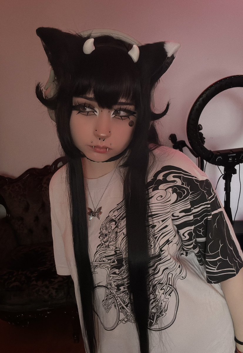 kyutec's tweet image. goin live playing more ds1 seamless w

@sl0thi and @matrixlight12