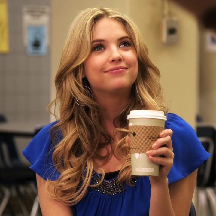 PLLnoBR's tweet image. TOP LIARS DO UNIVERSO DE PLL 🤫
07 • Hanna Marin | #PrettyLittleLiars