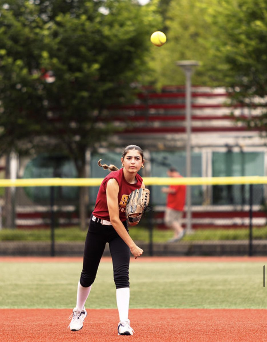 Mila_Rossetti19's tweet photo. Summer Softball Revolution Camp 🥎 https://t.co/88N7shWwiy