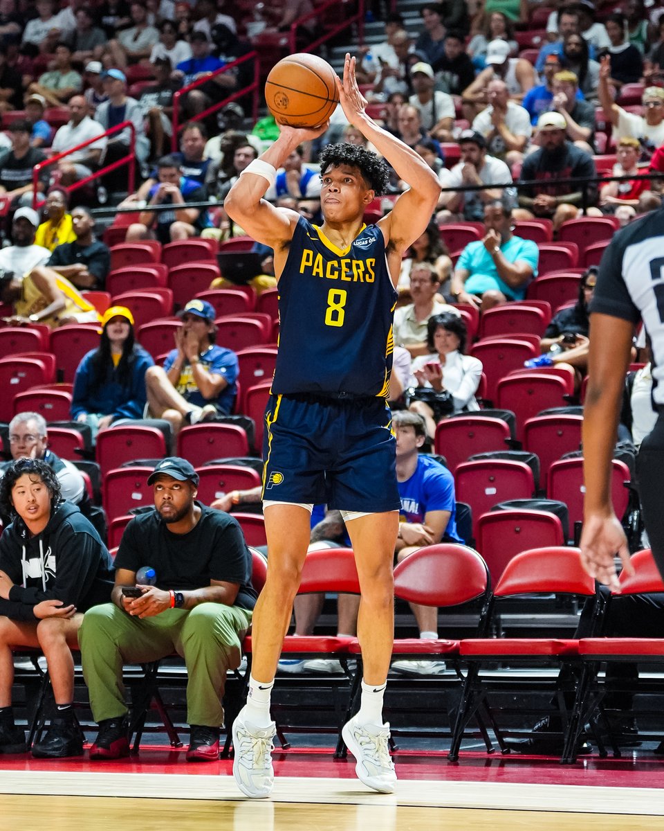 Enrique Freeman in the win over the Knicks:

18 PTS | 10 REB | 4 AST

third straight double-double at Summer League.