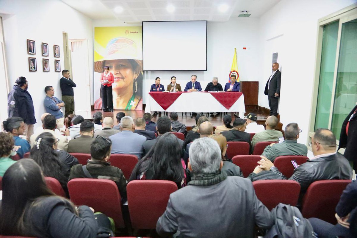 El acuerdo tendrá una vigencia de dos años y será monitoreado mediante un comité bipartito que incluirá representación sindical y de cada entidad del sector Interior.

Este es un paso firme hacia el fortalecimiento institucional, el trabajo digno y el reconocimiento de la labor