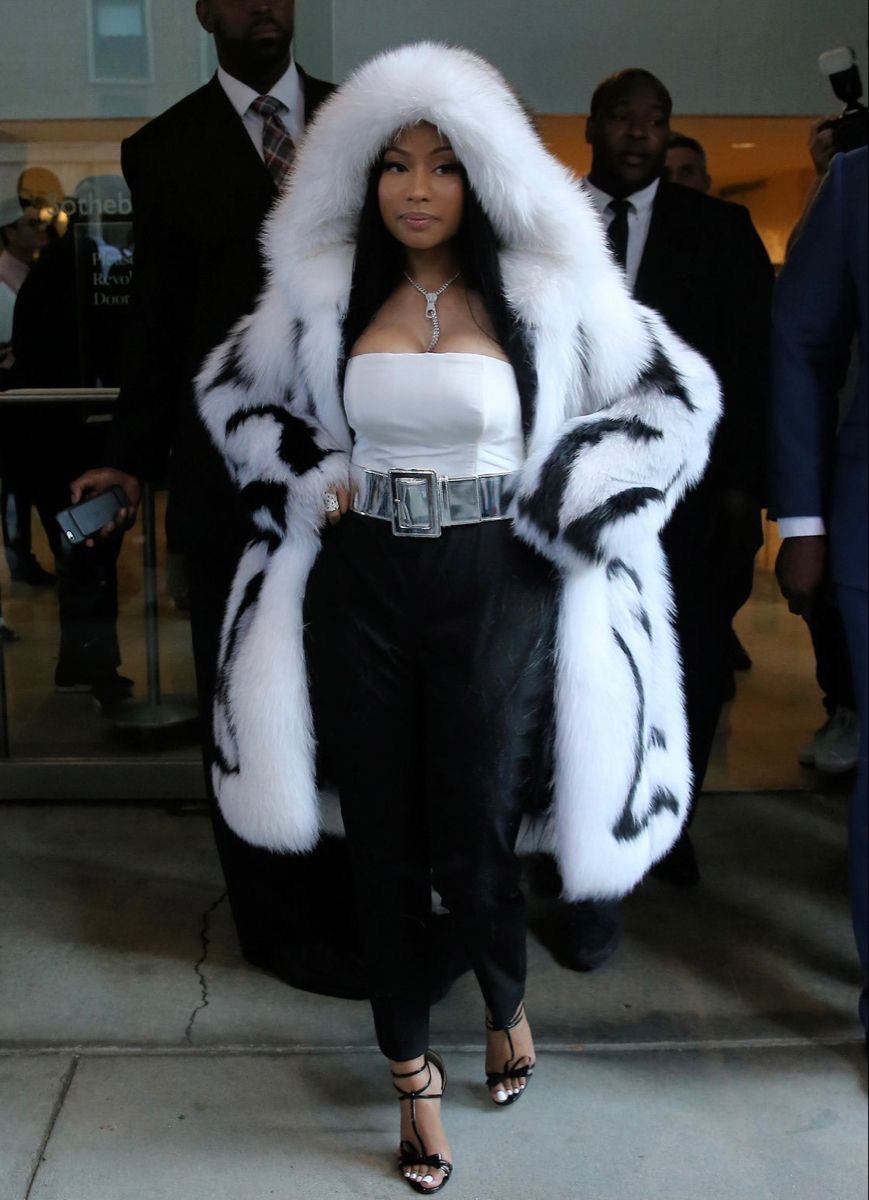 Hourly Minaj tweet media