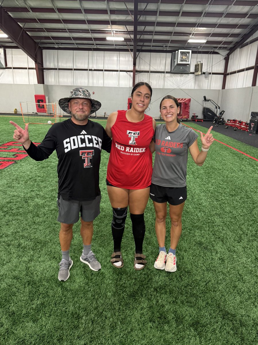 Three days of nothing but sweat and hard work! Glad i was able to come out and show what i can do. Met some amazing coaches and intense players. Thank you texas tech! Guns up! Next Stop ➡️ Surf Cup 🏄🏆
<a href="/TexasTechSoccer/">Texas Tech Soccer</a> <a href="/TLUSoccer/">TLU Soccer</a> <a href="/utpbwsoccer/">UTPB Soccer</a> <a href="/LCUSoccer/">Lady Chaps Soccer</a> <a href="/Prep1USA/">PREP1</a> <a href="/Fchavezeptimes/">Felix Chavez</a>