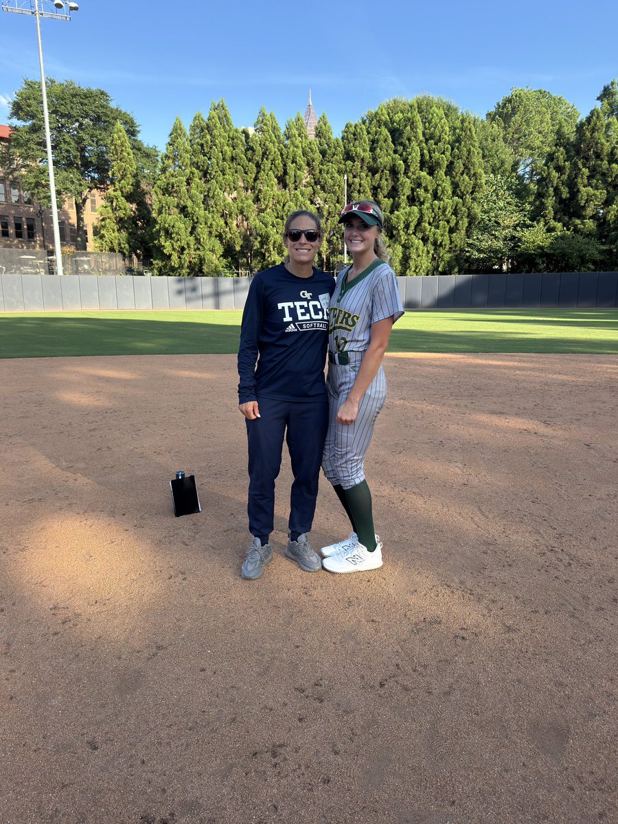 Julia_Dillard10's tweet photo. Thank you @GaTechSoftball for a great camp yesterday! I had such a great time on campus! @Coach_A_Mo @Vipers08Vaughn @ExtraInningSB https://t.co/1fl8CA72a2