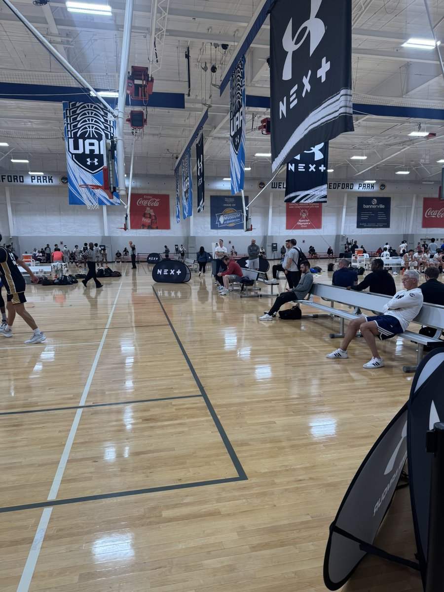 UC Davis, UC Irvine, Harvard, Cornell, Yale, Macalester College, Wheaton College, Hampton College all court side for game 1 of our 17u UA Rise group out in Chicago! #ALLin