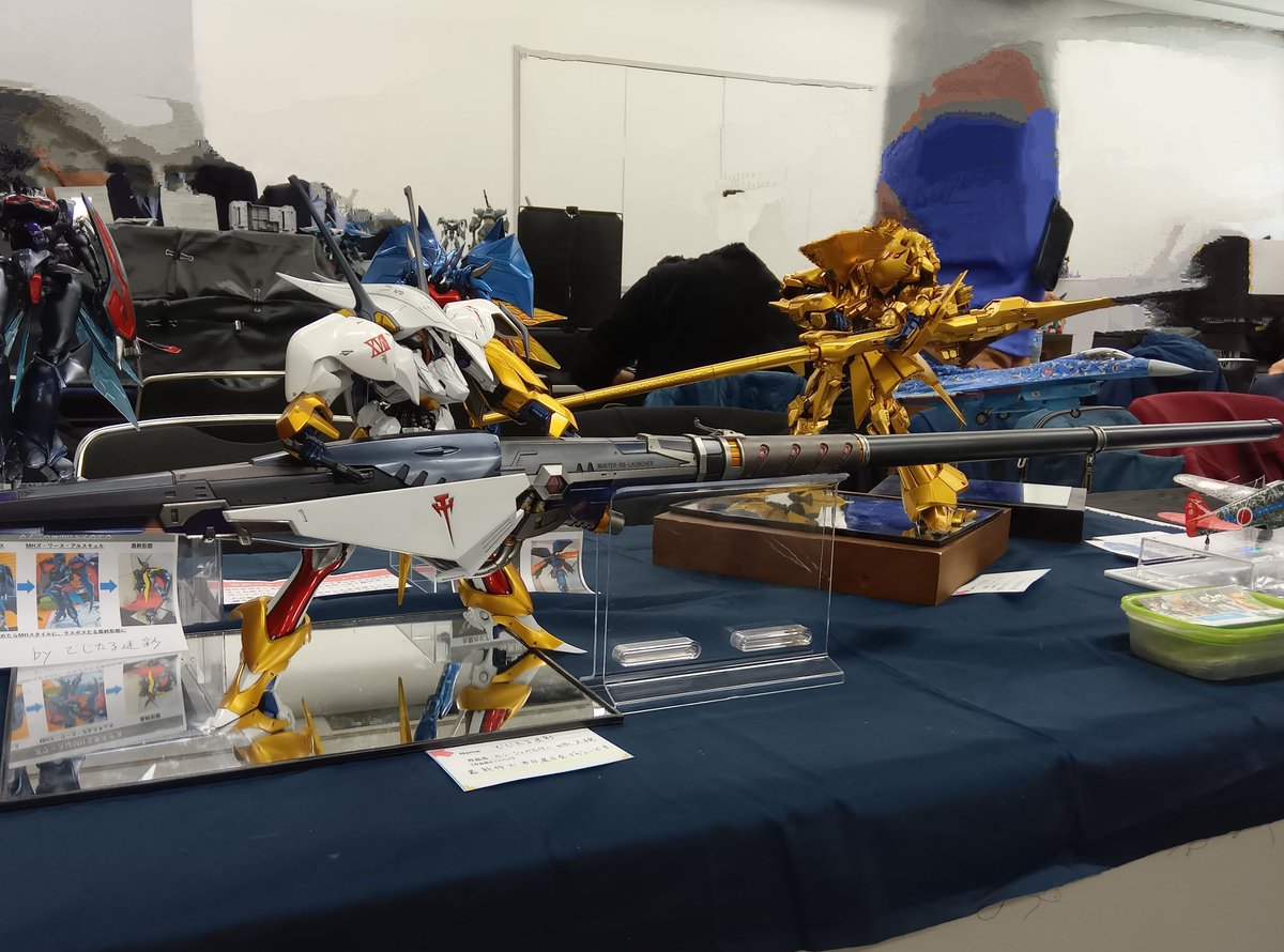 fss00kog00led's tweet image. #アイデアの勝利だと自負してるプラモ
バスターランチャーに関する3つの勝利
1.浮いているように見えなくもない
2.砲口のお気楽発光
3.コンパクト収納