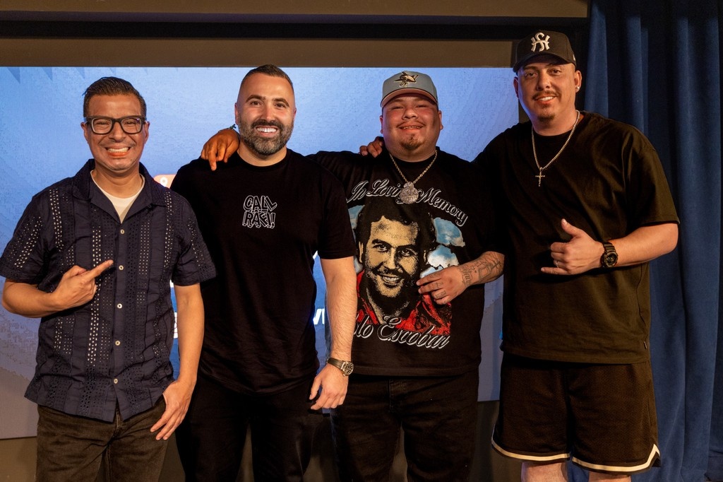 Rafi with @ConcreteLive, @DoKnowsWorld &amp; <a href="/ComedianJerryG/">Jerry Garcia</a>
