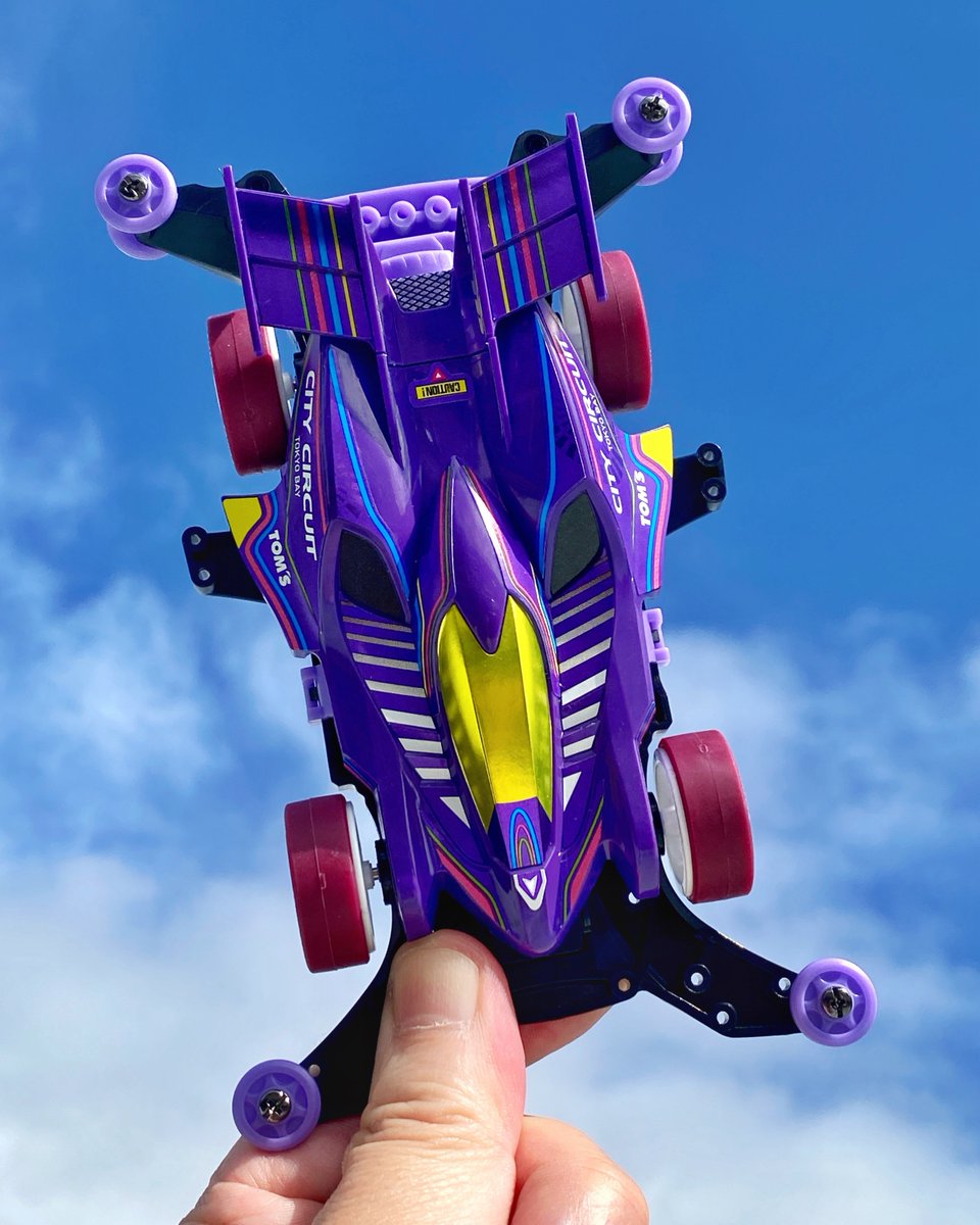 mini4wd's tweet image. オハヨンク☀️
2025年7月18日金曜日、3日ほど降り続いた雨も上がって今朝の静岡市は快晴です。さあ今週末は長岡市でミニ四駆ジャパンカップ2025新潟大会が開催。画像はイベント会場限定アイテムの「マンタレイMk.II CITY CIRCUIT スペシャル」です。それでは本日も張り切っていきましょう! #ミニ四駆